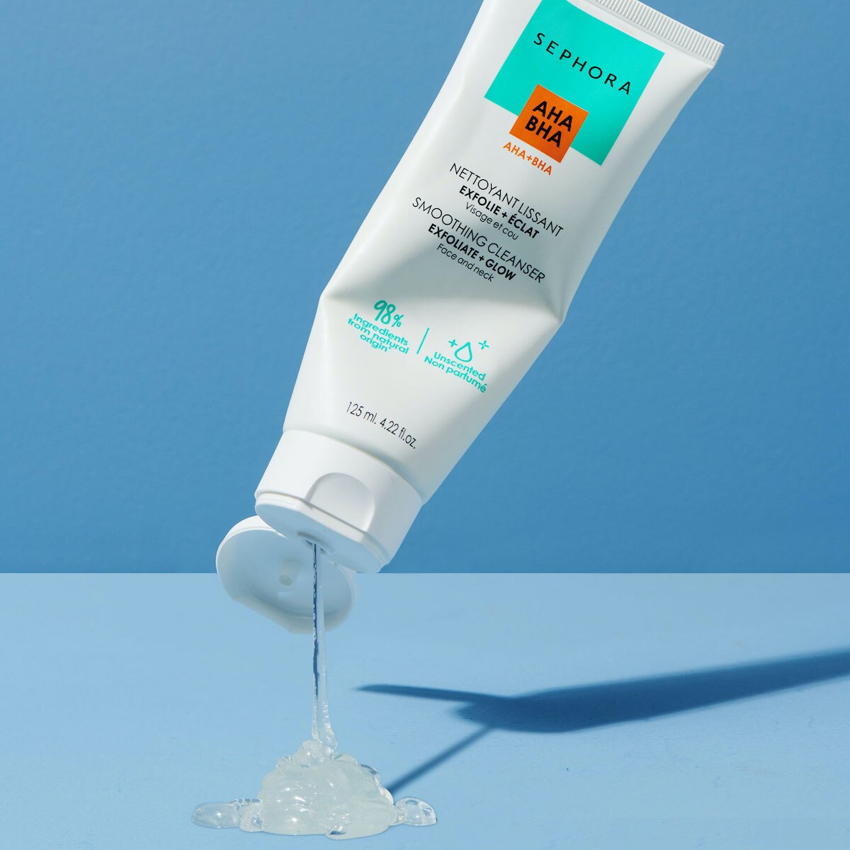 Smoothing Cleanser Exfoliate + Glow (Gel Limpiador y exfoliante)